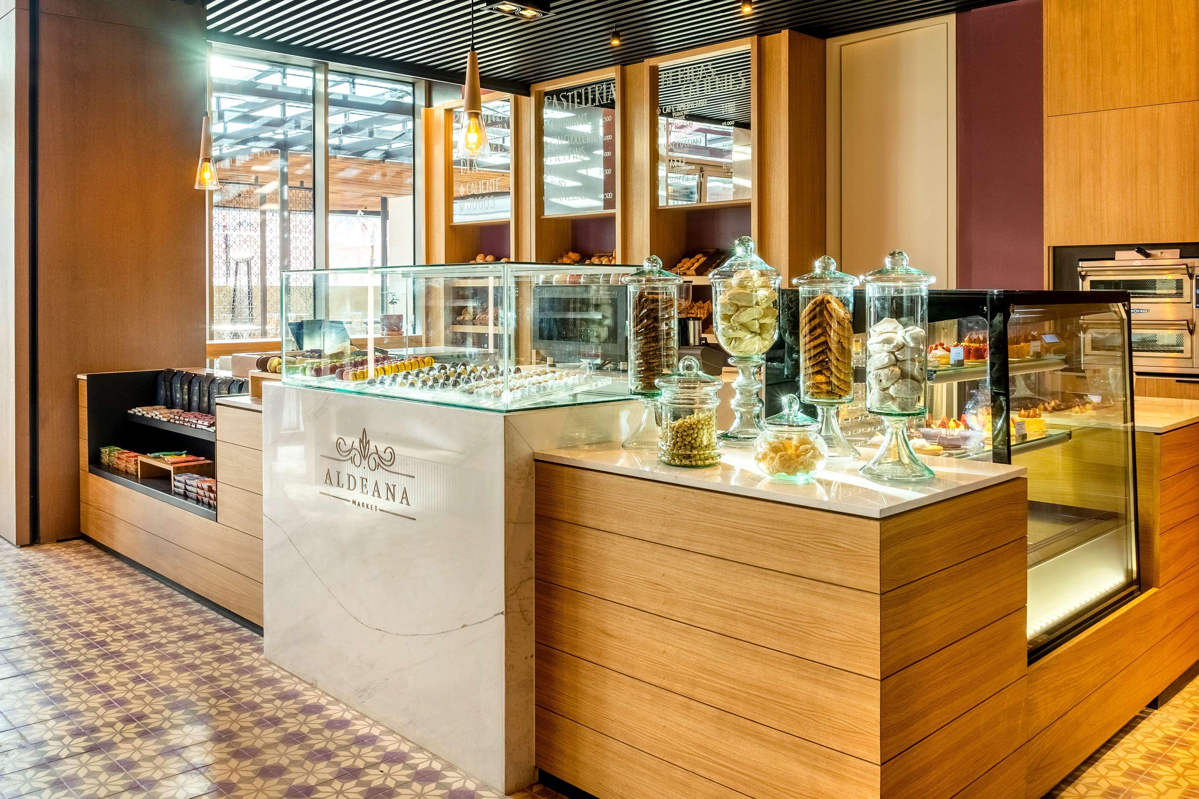 Grand Hyatt Bogota Hotel Luaran gambar A display of chocolates at a shop in Dubai