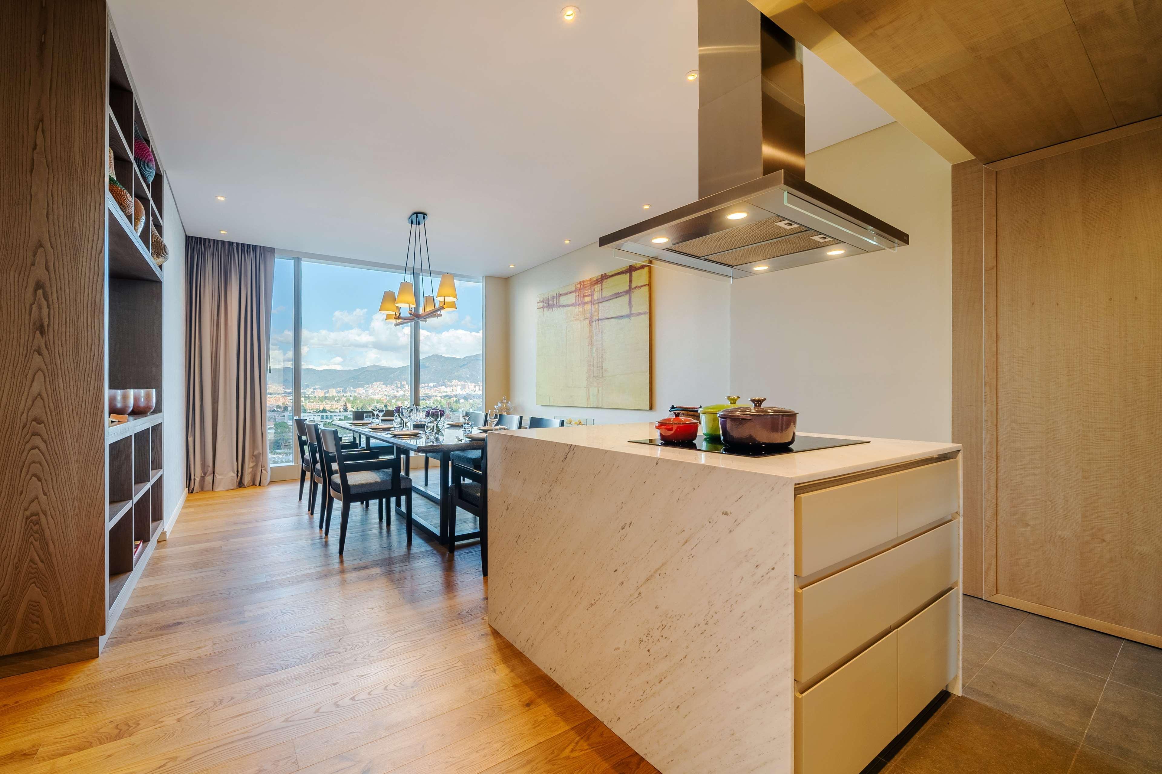 Grand Hyatt Bogota Hotel Luaran gambar A kitchen in a private apartment