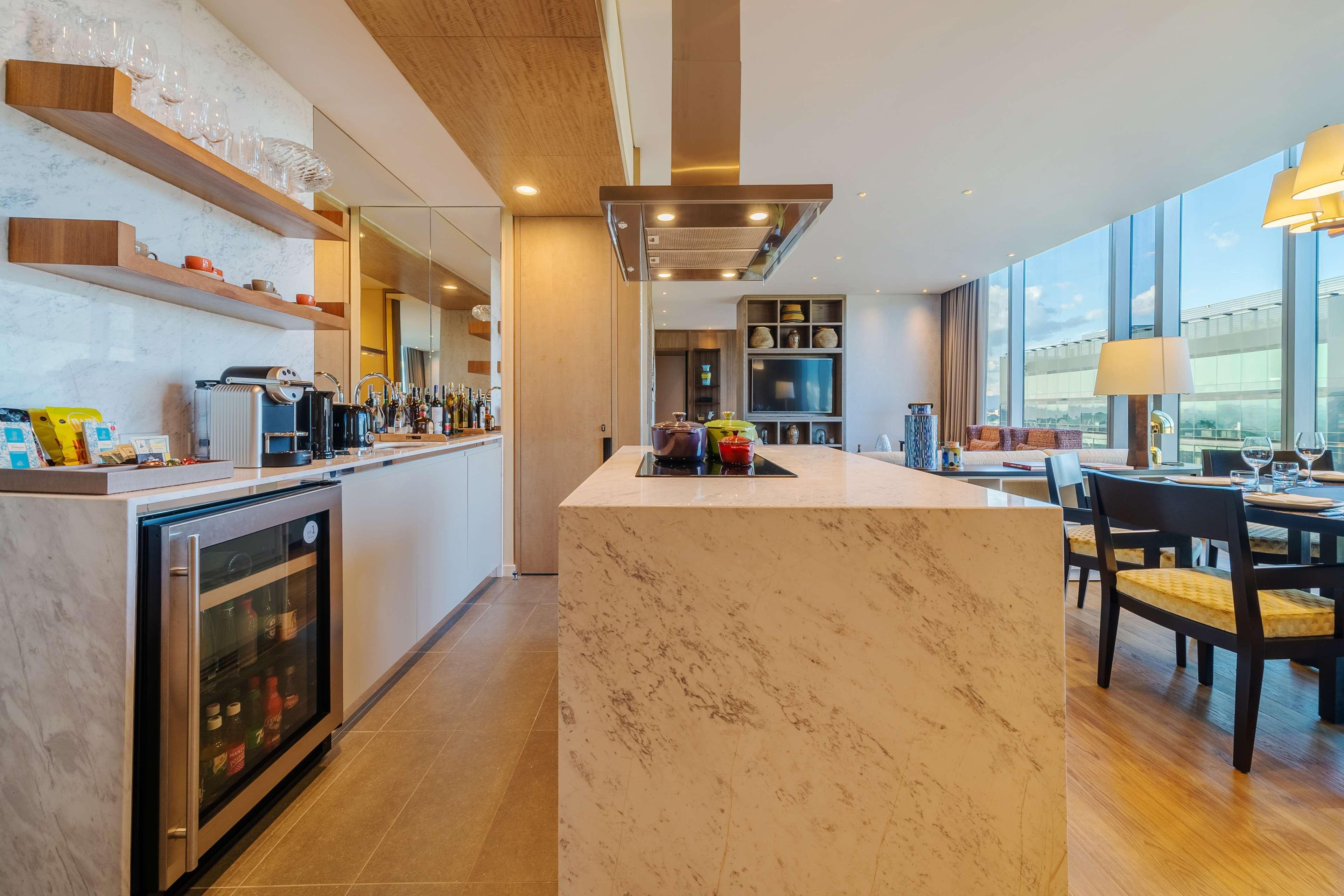 Grand Hyatt Bogota Hotel Luaran gambar A kitchen in a private residence